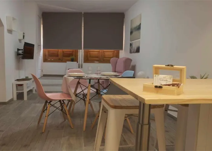 La Casa Del Potro By Ap * Toledo