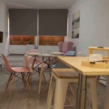 La Casa Del Potro By Ap * Toledo